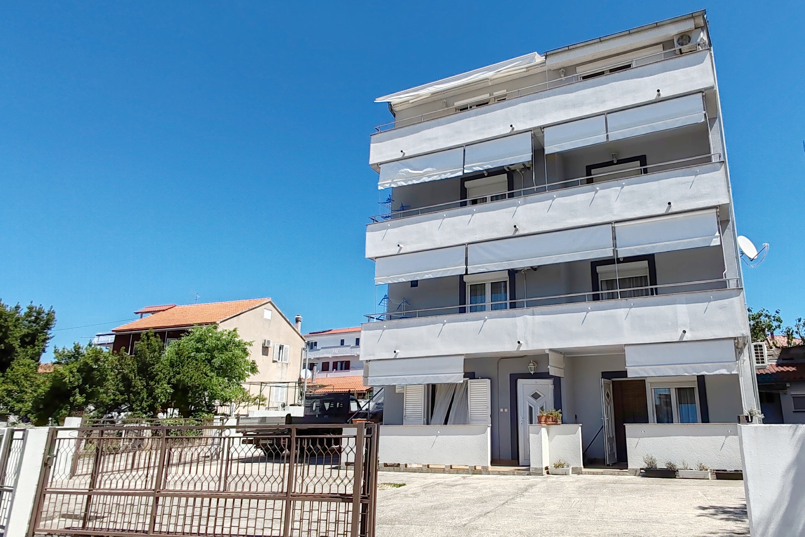 Apartmani Branka 2